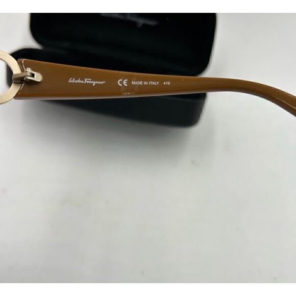 Women’s Salvatore Ferragamo, sunglasses made in Italy